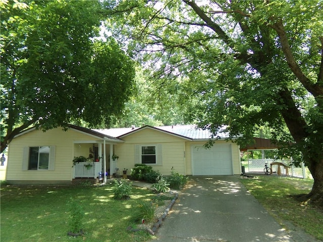 210 Kennedy Ave, Pana, IL 62557 - photo 1