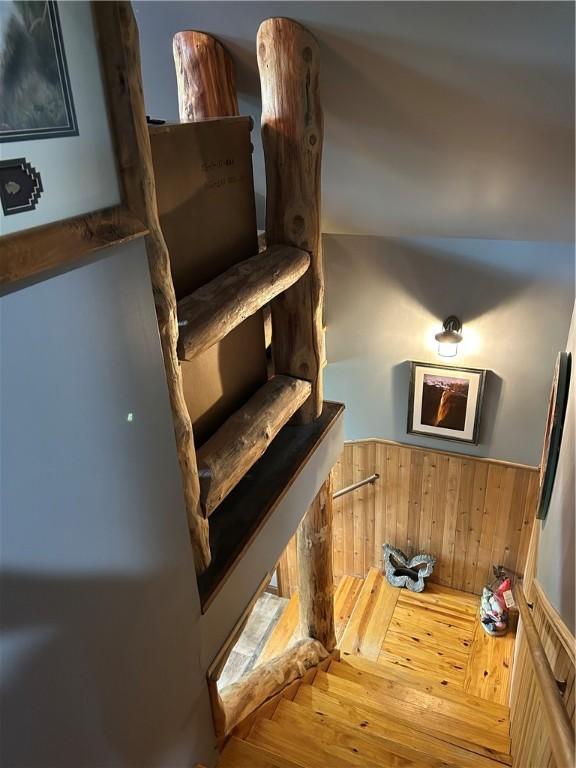10760 E 1600th St, Cambridge, IL 61238 - view of stairs