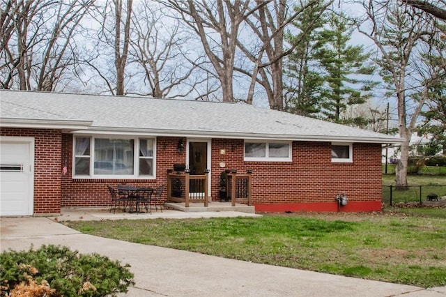 87 Woodhill Ct, Decatur, IL 62521 - photo 2