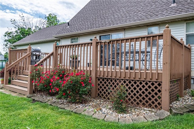 5334 Blue Mound Rd, Macon, IL 62544 - rear view of house featuring a shingled roof and a deck