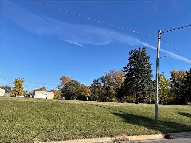 S Dixie Hwy, Hoopeston, IL 60942 - photo 1