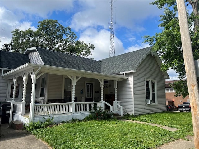 802 Van Buren Ave, Charleston, IL 61920 - photo 2