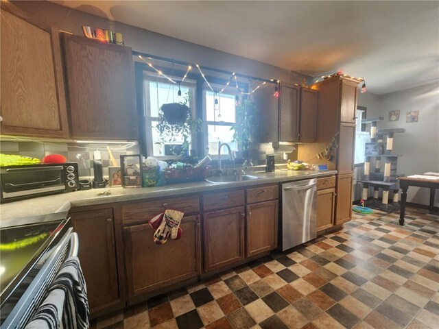 204 W Oak Ave, Montrose, IL 62445 - photo 7