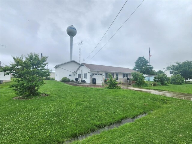 204 W Oak Ave, Montrose, IL 62445 - photo 14