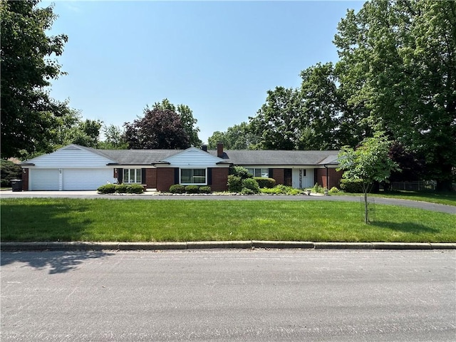 52 Maywood Dr, Danville, IL 61832 - photo 1