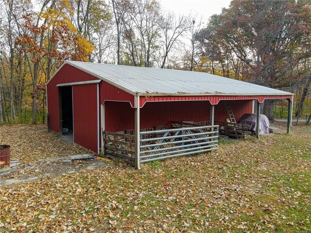 20746 E 400 N, Charleston, IL 61920 - view of outbuilding