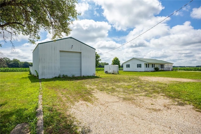 11444 N 800th St, Effingham, IL 62401 - view of outbuilding featuring driveway