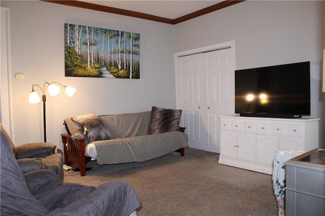 302 W N 3rd St, Shelbyville, IL 62565 - carpeted living area featuring crown molding