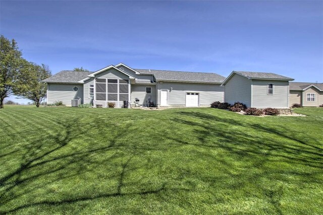6711 Raintree Ln, Decatur, IL 62521
