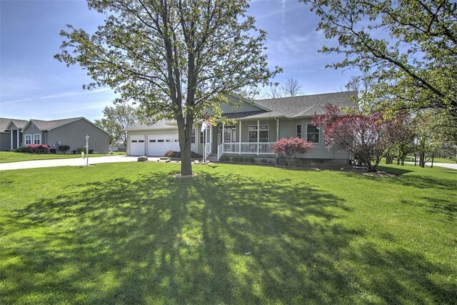 6711 Raintree Ln, Decatur, IL 62521