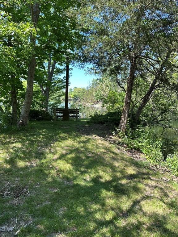 202 Eagle Blf, Oakwood, IL 61858 - view of grassy yard