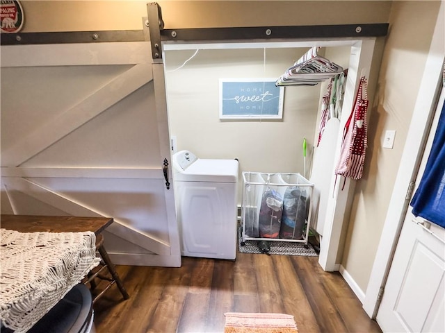421 S 8th St, Marshall, IL 62441 - laundry area with wood finished floors and washer / dryer
