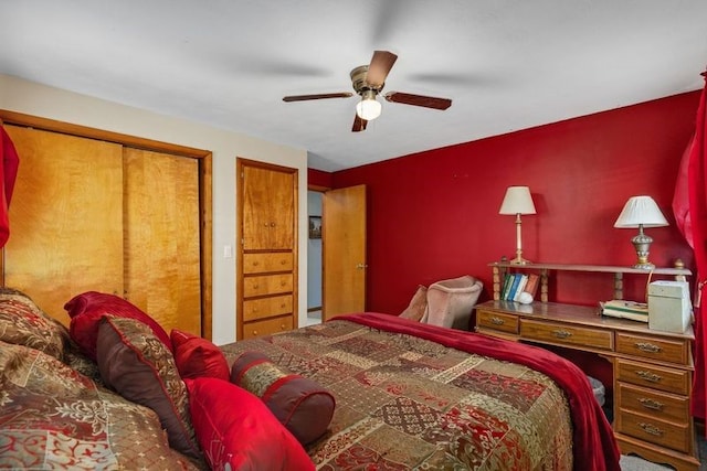 bedroom featuring a closet and ceiling fan