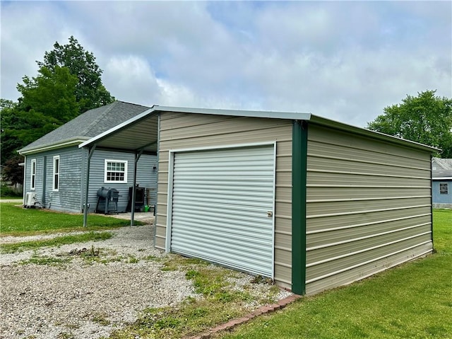 302 E Van Buren St, Paris, IL 61944 - view of outbuilding