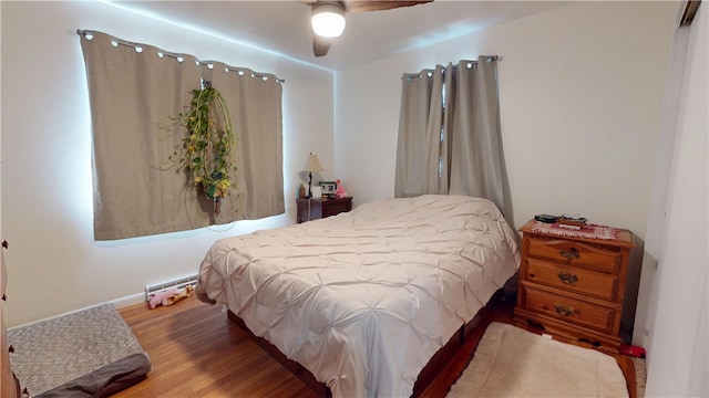 714 Parras St, Danville, IL 61832 - bedroom with wood finished floors and ceiling fan