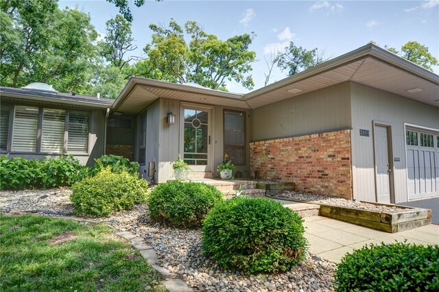 2404 S Angle Ct, Decatur, IL 62521 - photo 45