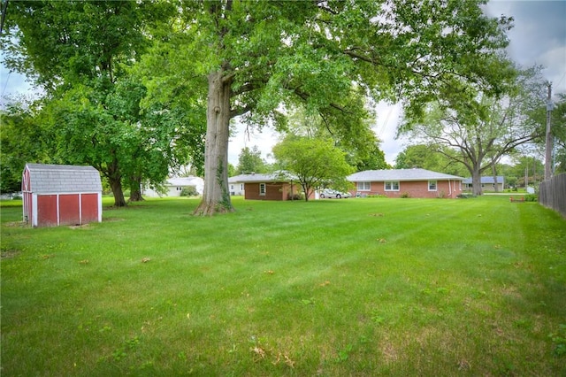 16 Diane Rd, Decatur, IL 62526 - view of grassy yard