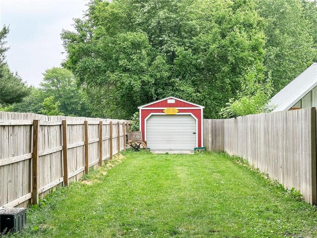611 Front St, Kansas, IL 61933 - photo 42