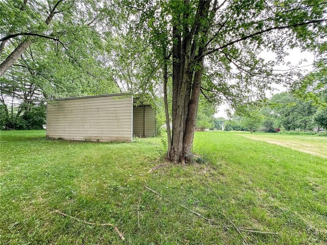 611 Front St, Kansas, IL 61933 - photo 48
