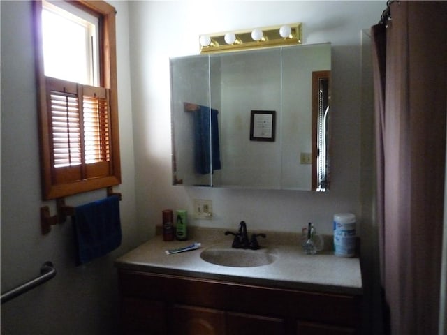 1402 Dean St, Danville, IL 61832 - bathroom featuring vanity