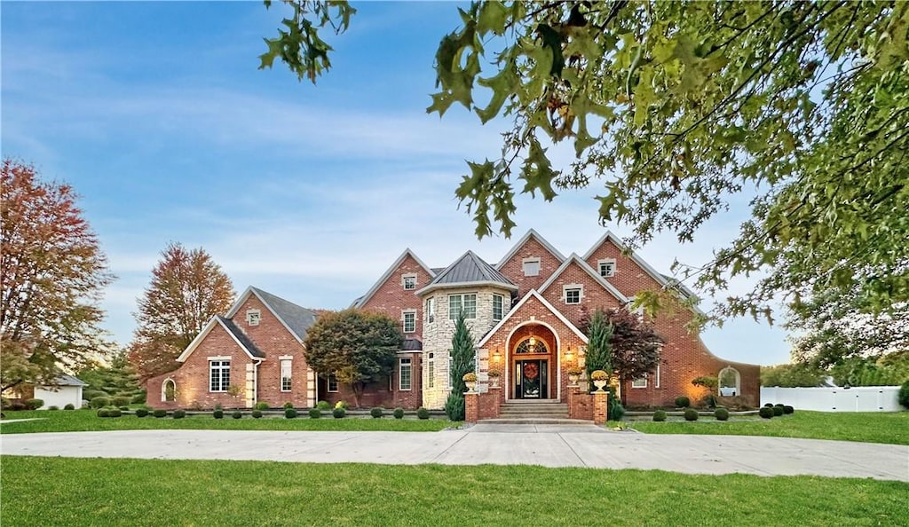 6677 N Country Club Rd, Mattoon, IL 61938 - photo 1