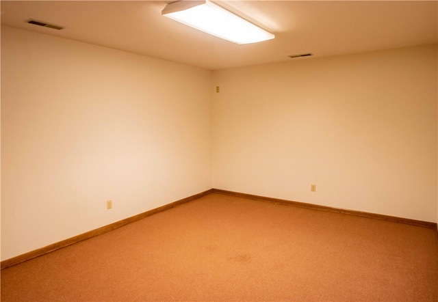 empty room featuring carpet