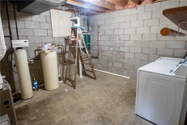 basement with washer and dryer