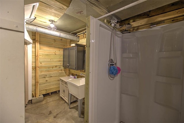 1470 W Decatur St, Decatur, IL 62522 - bathroom with concrete flooring and a shower
