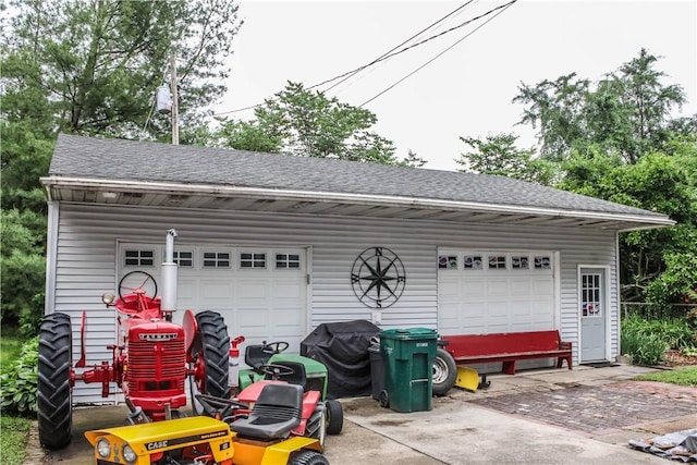 3416 Western Ave, Mattoon, IL 61938 - view of detached garage