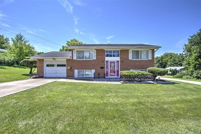 2641 W Hunt St, Decatur, IL 62526 - photo 1