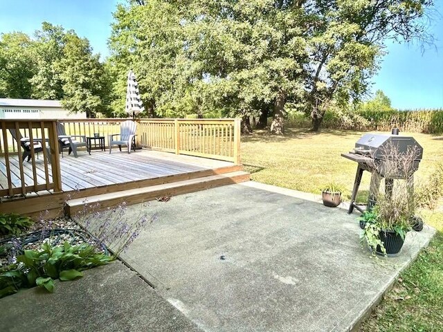 20786 Heritage Ln, Marshall, IL 62441 - deck with a grill and a lawn