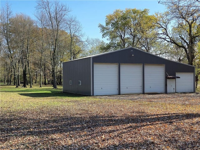 1622 S Cross St, Robinson, IL 62454 - view of detached garage