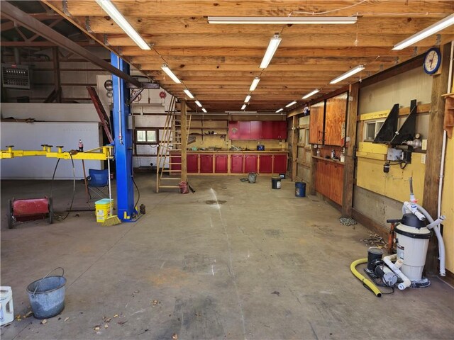 1622 S Cross St, Robinson, IL 62454 - view of garage