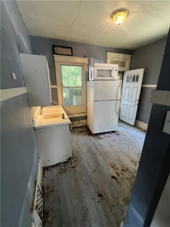 1224 N Douglas St, Peoria, IL 61606 - photo 13