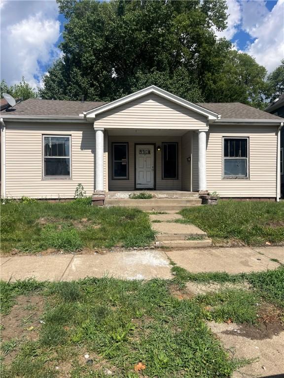 1224 N Douglas St, Peoria, IL 61606 - photo 1