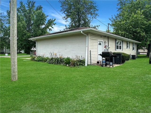 201 W Washington St, Toledo, IL 62468 - photo 2