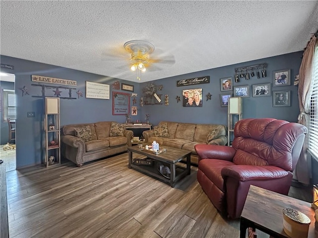 201 W Washington St, Toledo, IL 62468 - photo 4