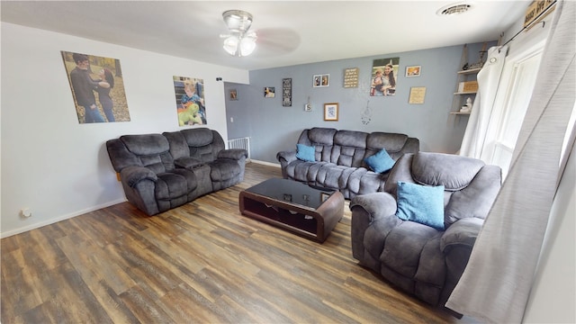 1516 Eastview Ave, Danville, IL 61832 - living area with wood finished floors and a ceiling fan