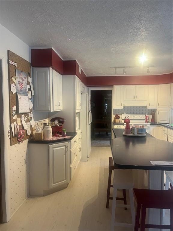 18 Woodmere Dr, Paris, IL 61944 - photo 8