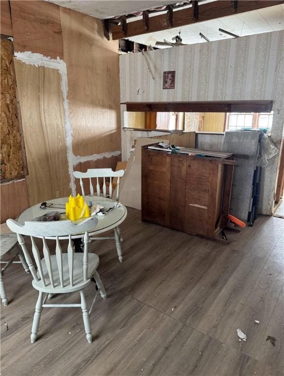 kitchen featuring wood finished floors