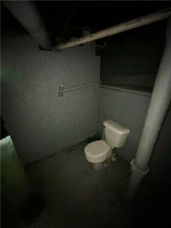 1159 Mueller Ave, Decatur, IL 62526 - bathroom with toilet