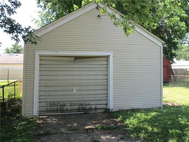 1729 N 20th St, Springfield, IL 62702 - view of detached garage