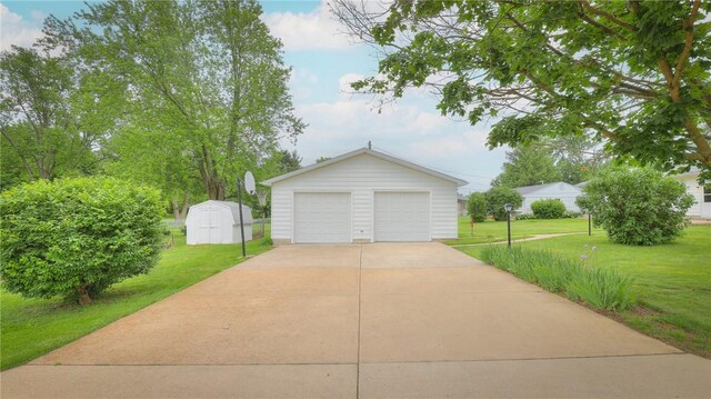 1302 Clement Ave, Forsyth, IL 62535 - detached garage featuring a storage unit