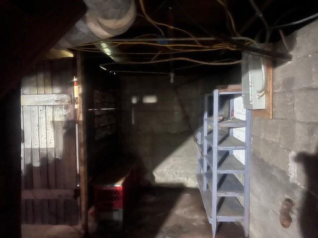 113 S 25th St, Mattoon, IL 61938 - view of unfinished below grade area