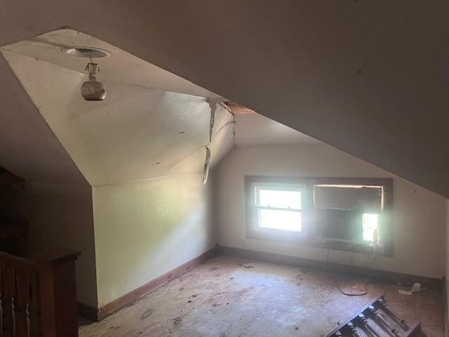 113 S 25th St, Mattoon, IL 61938 - bonus room with lofted ceiling and baseboards