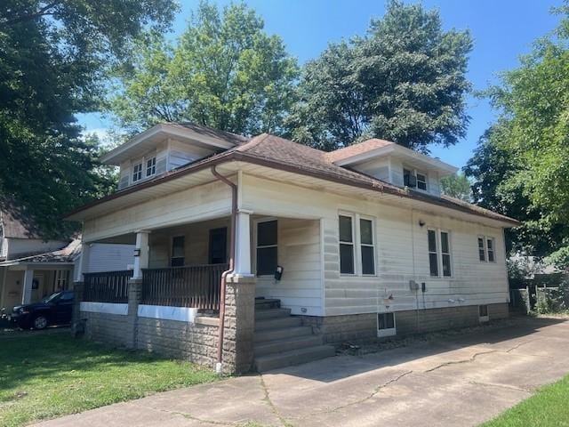 113 S 25th St, Mattoon, IL 61938 - photo 2