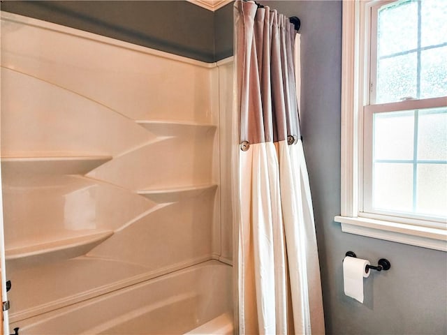 89 Pifers Ln, Sullivan, IL 61951 - full bath with shower / tub combo