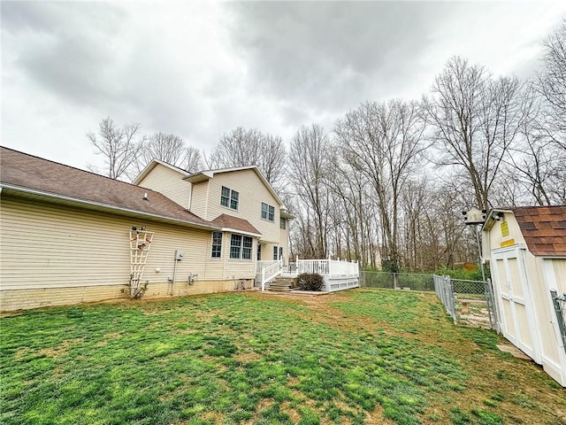 109 Brush Creek Dr, Marshall, IL 62441 - view of yard with fence and a deck
