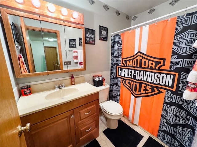 109 Brush Creek Dr, Marshall, IL 62441 - full bath featuring vanity, curtained shower, and toilet