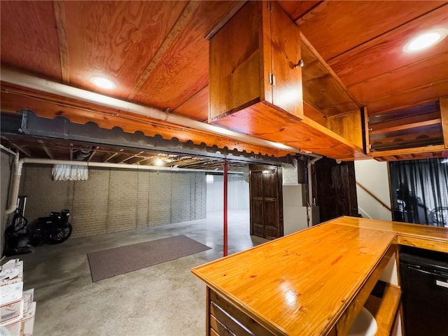 109 Brush Creek Dr, Marshall, IL 62441 - view of finished basement